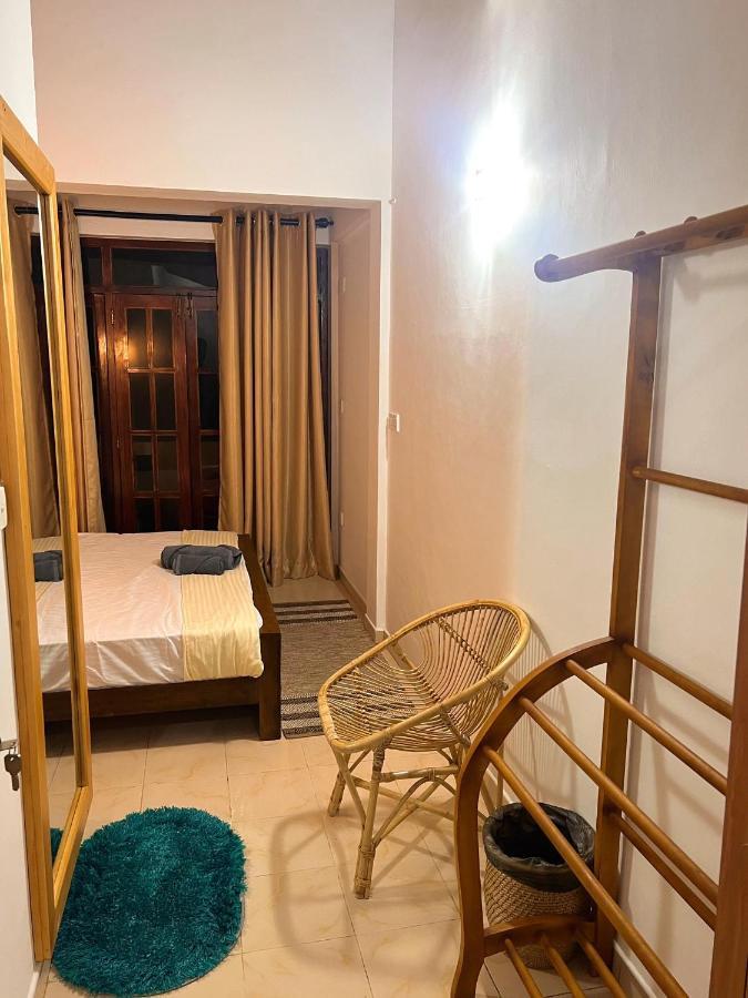 Hummus Hostel هيكادوفا المظهر الخارجي الصورة