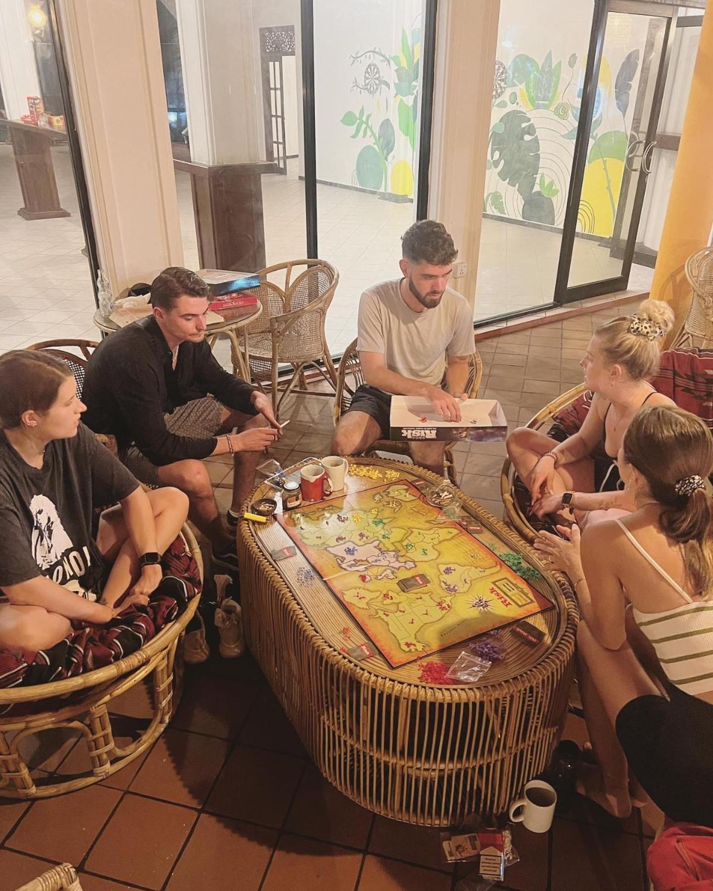 Hummus Hostel هيكادوفا المظهر الخارجي الصورة